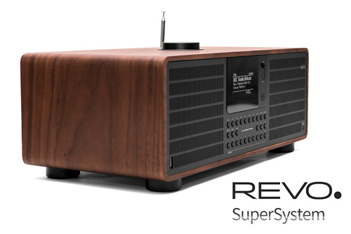 과거와 미래가 공존하는 듯한 디지털 레트로 디자인Revo SuperSystem